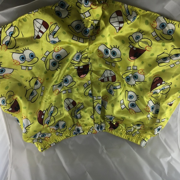 Nickelodeon Other - Nickelodeon Yellow Spongebob Mens Shorts